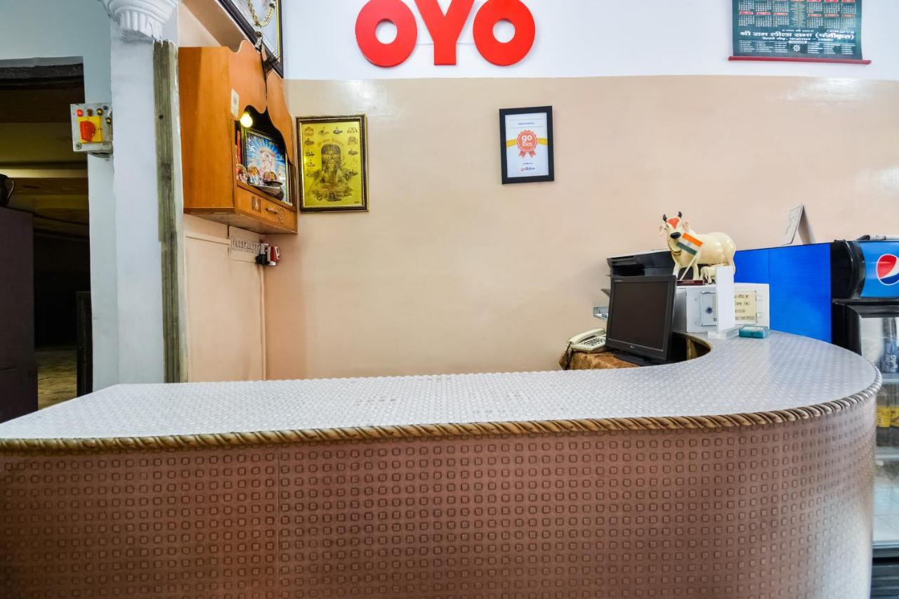 Oyo 46152 Hotel Neelam Karnāl Kültér fotó